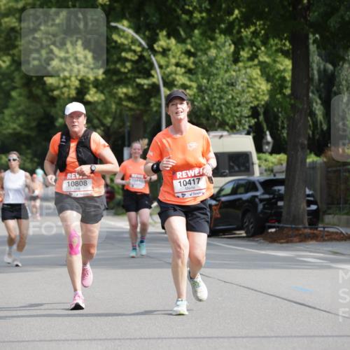 15.06.2025 - REWE Women's Run Jannik Wohlers http://msf.ph/oto/7955867 15.06.2025 08:51:24 Laufen 10808, 10443, 10417 meine-sportfotos.de