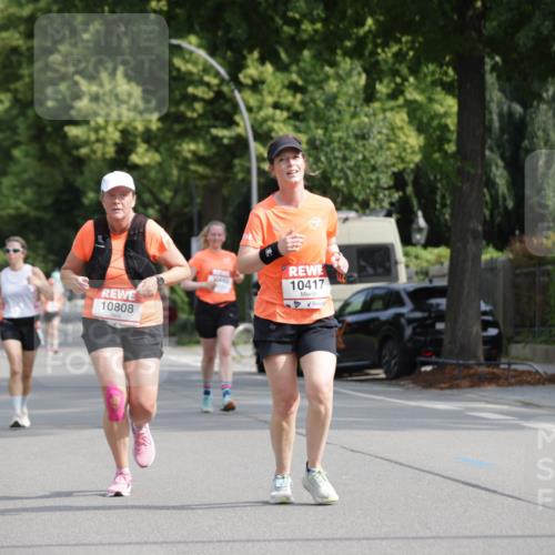 15.06.2025 - REWE Women's Run Jannik Wohlers http://msf.ph/oto/7955874 15.06.2025 08:51:25 Laufen 10443, 10417, 10808 meine-sportfotos.de