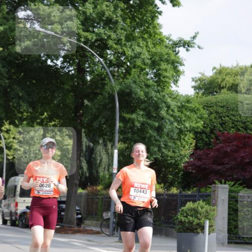 15.06.2025 - REWE Women's Run Jannik Wohlers http://msf.ph/oto/7955938 15.06.2025 08:51:29 Laufen 0628, 10443 meine-sportfotos.de