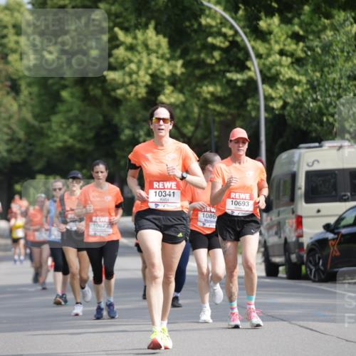 15.06.2025 - REWE Women's Run Jannik Wohlers http://msf.ph/oto/7956034 15.06.2025 08:51:40 Laufen 10823, 10123, 10341, 10693, 1086 meine-sportfotos.de