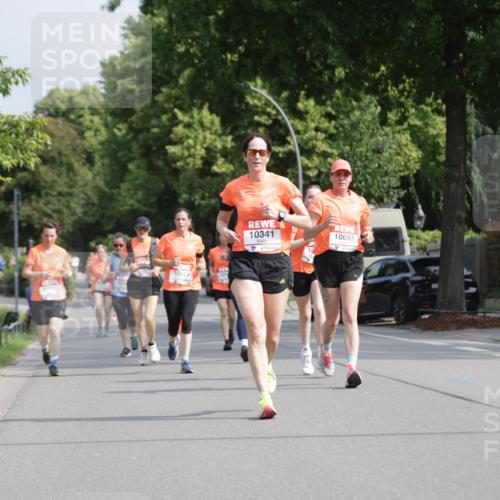 15.06.2025 - REWE Women's Run Jannik Wohlers http://msf.ph/oto/7956099 15.06.2025 08:51:41 Laufen 10623, 105, 10123, 10341, 10693 meine-sportfotos.de