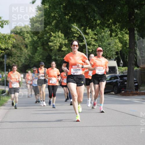 15.06.2025 - REWE Women's Run Jannik Wohlers http://msf.ph/oto/7956103 15.06.2025 08:51:41 Laufen 062, 10123, 10341, 10, 10693 meine-sportfotos.de