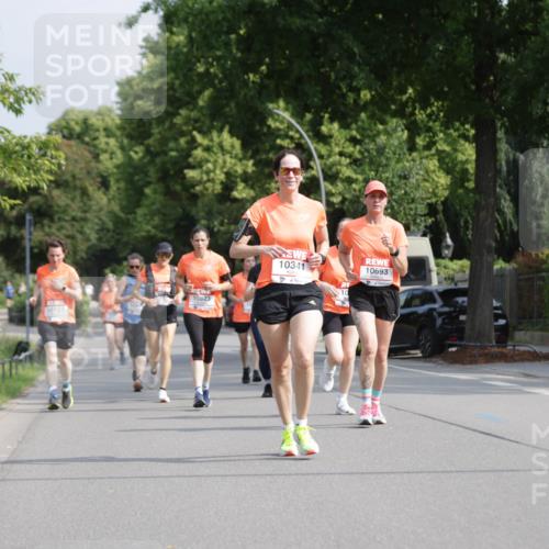 15.06.2025 - REWE Women's Run Jannik Wohlers http://msf.ph/oto/7956108 15.06.2025 08:51:42 Laufen 10823, 10123, 10341, 10, 53, 10693 meine-sportfotos.de