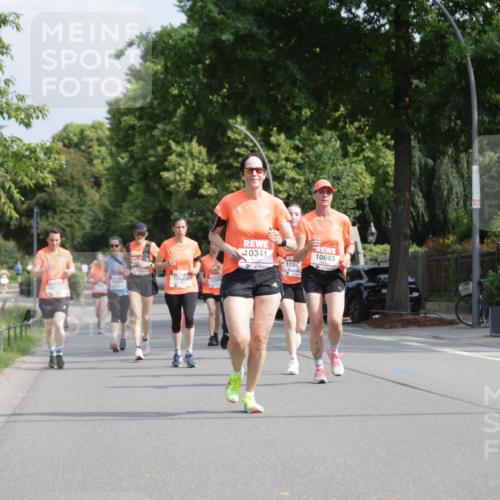 15.06.2025 - REWE Women's Run Jannik Wohlers http://msf.ph/oto/7956128 15.06.2025 08:51:42 Laufen 101, 10623, 40341, 10693, 1086 meine-sportfotos.de