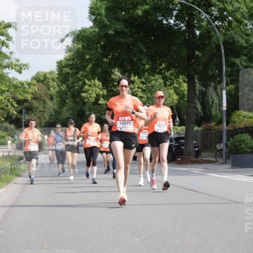 15.06.2025 - REWE Women's Run Jannik Wohlers http://msf.ph/oto/7956137 15.06.2025 08:51:42 Laufen 10809, 10023, 10341, 10693, 1086 meine-sportfotos.de