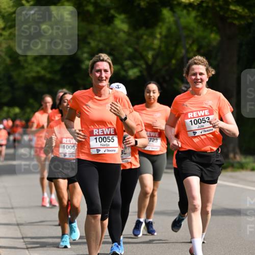 15.06.2025 - REWE Women's Run Dr. Thomas Lammeyer http://msf.ph/oto/7956171 15.06.2025 09:46:23 Laufen 10055, 723, 1005, 10053 meine-sportfotos.de