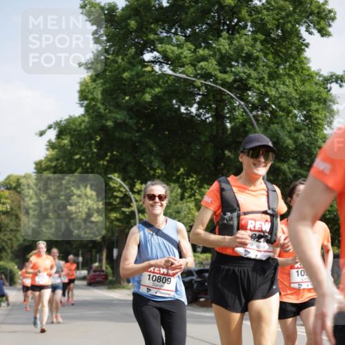 15.06.2025 - REWE Women's Run Jannik Wohlers http://msf.ph/oto/7956307 15.06.2025 08:51:47 Laufen 10809, 10 meine-sportfotos.de
