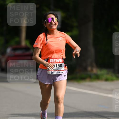 15.06.2025 - REWE Women's Run Dr. Thomas Lammeyer http://msf.ph/oto/7956335 15.06.2025 09:46:32 Laufen 150 meine-sportfotos.de
