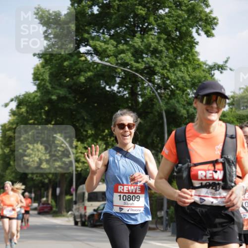 15.06.2025 - REWE Women's Run Jannik Wohlers http://msf.ph/oto/7956339 15.06.2025 08:51:48 Laufen 10809 meine-sportfotos.de
