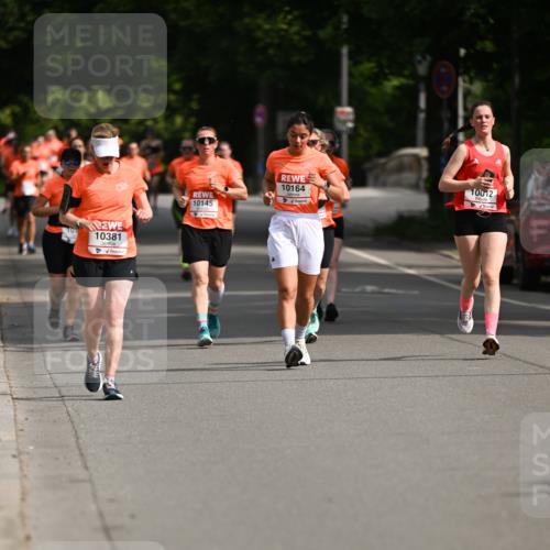 15.06.2025 - REWE Women's Run Dr. Thomas Lammeyer http://msf.ph/oto/7956348 15.06.2025 09:46:34 Laufen 10381, 10145, 10164, 10012 meine-sportfotos.de