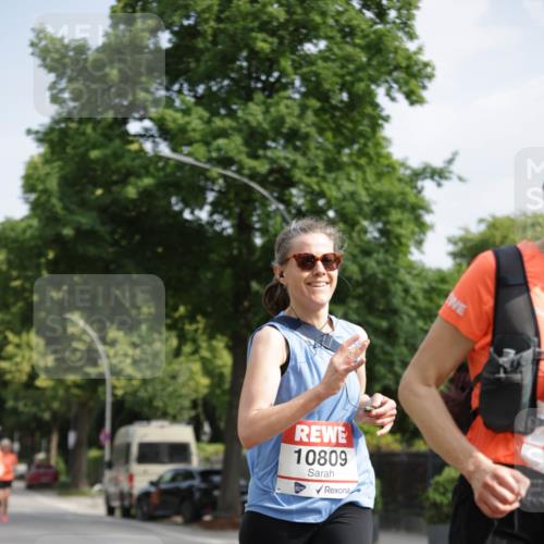 15.06.2025 - REWE Women's Run Jannik Wohlers http://msf.ph/oto/7956362 15.06.2025 08:51:48 Laufen 10809 meine-sportfotos.de