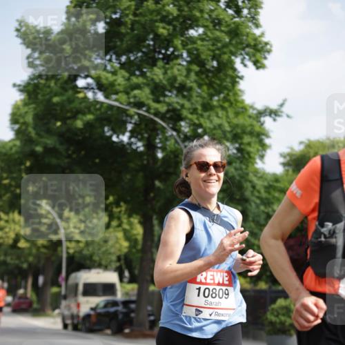 15.06.2025 - REWE Women's Run Jannik Wohlers http://msf.ph/oto/7956366 15.06.2025 08:51:48 Laufen 10809 meine-sportfotos.de