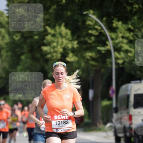 15.06.2025 - REWE Women's Run Jannik Wohlers http://msf.ph/oto/7956381 15.06.2025 08:51:50 Laufen 10183 meine-sportfotos.de