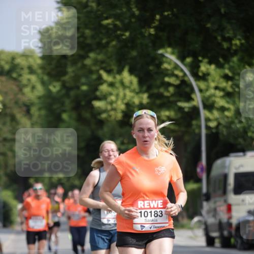 15.06.2025 - REWE Women's Run Jannik Wohlers http://msf.ph/oto/7956412 15.06.2025 08:51:50 Laufen 10183 meine-sportfotos.de