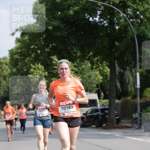 15.06.2025 - REWE Women's Run Jannik Wohlers http://msf.ph/oto/7956463 15.06.2025 08:51:51 Laufen 10365, 10183 meine-sportfotos.de