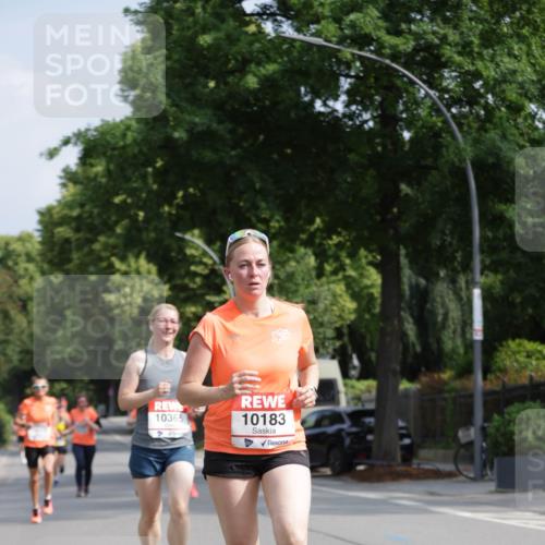 15.06.2025 - REWE Women's Run Jannik Wohlers http://msf.ph/oto/7956471 15.06.2025 08:51:52 Laufen 10365, 10183 meine-sportfotos.de