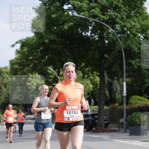 15.06.2025 - REWE Women's Run Jannik Wohlers http://msf.ph/oto/7956475 15.06.2025 08:51:52 Laufen 10365, 10183 meine-sportfotos.de