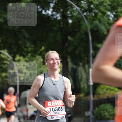 15.06.2025 - REWE Women's Run Jannik Wohlers http://msf.ph/oto/7956502 15.06.2025 08:51:53 Laufen 10365 meine-sportfotos.de