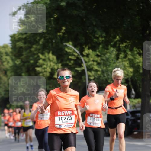 15.06.2025 - REWE Women's Run Jannik Wohlers http://msf.ph/oto/7956520 15.06.2025 08:51:56 Laufen 10, 46, 10273, 10245 meine-sportfotos.de