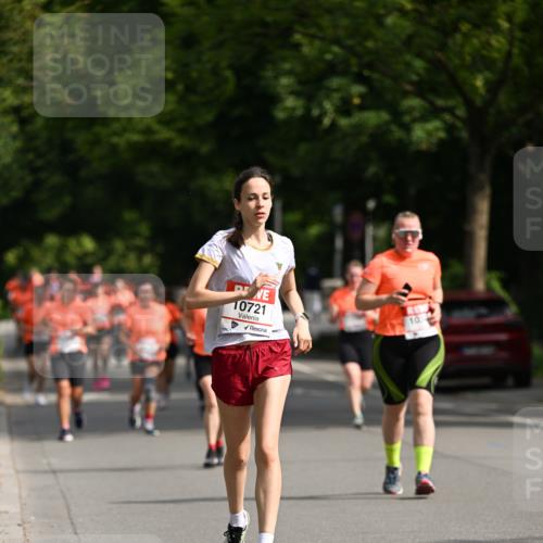 15.06.2025 - REWE Women's Run Dr. Thomas Lammeyer http://msf.ph/oto/7956526 15.06.2025 09:46:47 Laufen 10721 meine-sportfotos.de