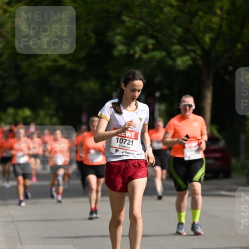 15.06.2025 - REWE Women's Run Dr. Thomas Lammeyer http://msf.ph/oto/7956540 15.06.2025 09:46:47 Laufen 10721 meine-sportfotos.de