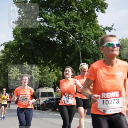 15.06.2025 - REWE Women's Run Jannik Wohlers http://msf.ph/oto/7956546 15.06.2025 08:51:58 Laufen 10246, 10245, 10273 meine-sportfotos.de