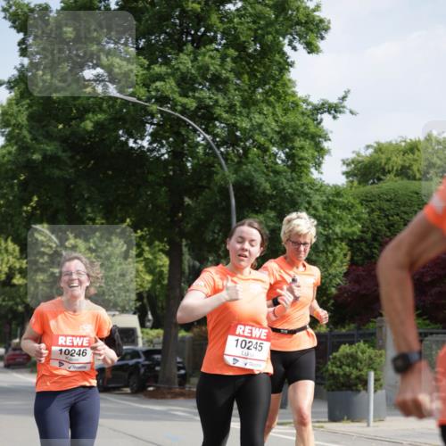 15.06.2025 - REWE Women's Run Jannik Wohlers http://msf.ph/oto/7956560 15.06.2025 08:51:58 Laufen 10246, 4, 10245 meine-sportfotos.de