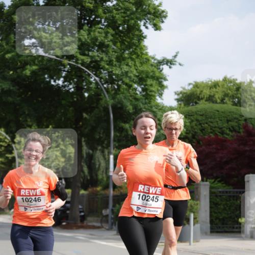15.06.2025 - REWE Women's Run Jannik Wohlers http://msf.ph/oto/7956572 15.06.2025 08:51:58 Laufen 10246, 10245 meine-sportfotos.de