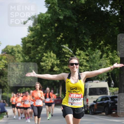 15.06.2025 - REWE Women's Run Jannik Wohlers http://msf.ph/oto/7956598 15.06.2025 08:52:01 Laufen 10067 meine-sportfotos.de