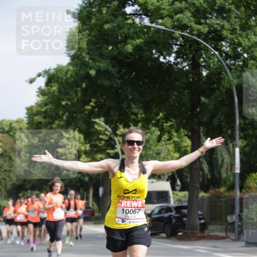15.06.2025 - REWE Women's Run Jannik Wohlers http://msf.ph/oto/7956612 15.06.2025 08:52:02 Laufen 10067 meine-sportfotos.de