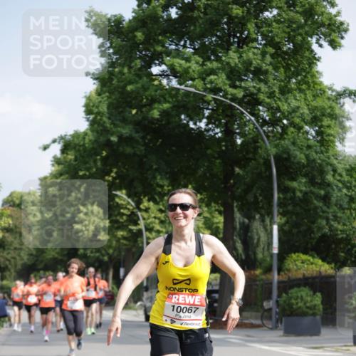 15.06.2025 - REWE Women's Run Jannik Wohlers http://msf.ph/oto/7956629 15.06.2025 08:52:02 Laufen 10067 meine-sportfotos.de