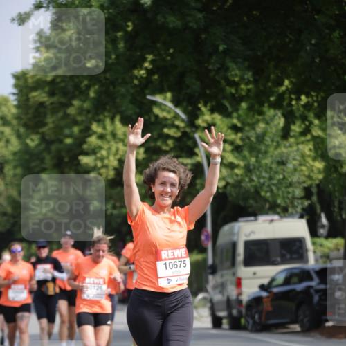 15.06.2025 - REWE Women's Run Jannik Wohlers http://msf.ph/oto/7956658 15.06.2025 08:52:04 Laufen 0126, 10675 meine-sportfotos.de