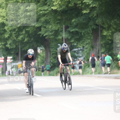 15.06.2025 - 7 Türme Triathlon Yannick Fuchs http://msf.ph/oto/7956669 15.06.2025 13:40:45 Radfahren 403, 526, 1007 meine-sportfotos.de