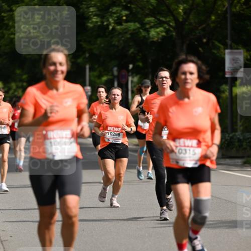 15.06.2025 - REWE Women's Run Dr. Thomas Lammeyer http://msf.ph/oto/7956672 15.06.2025 09:46:56 Laufen 10298, 0315 meine-sportfotos.de