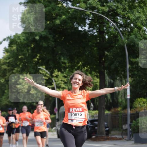 15.06.2025 - REWE Women's Run Jannik Wohlers http://msf.ph/oto/7956714 15.06.2025 08:52:05 Laufen 0126, 10675 meine-sportfotos.de