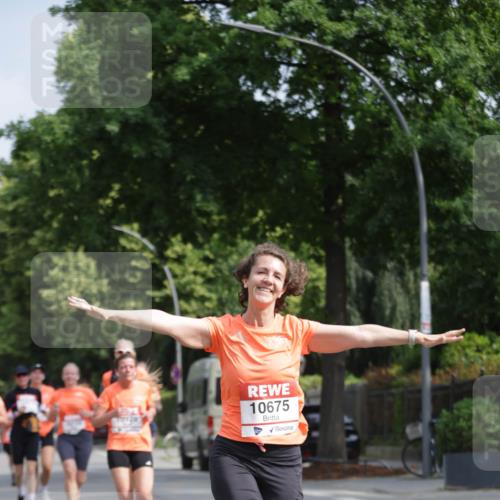 15.06.2025 - REWE Women's Run Jannik Wohlers http://msf.ph/oto/7956720 15.06.2025 08:52:05 Laufen  meine-sportfotos.de