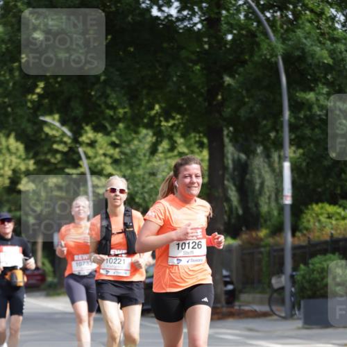 15.06.2025 - REWE Women's Run Jannik Wohlers http://msf.ph/oto/7956745 15.06.2025 08:52:08 Laufen 10126, 10733, 10221 meine-sportfotos.de