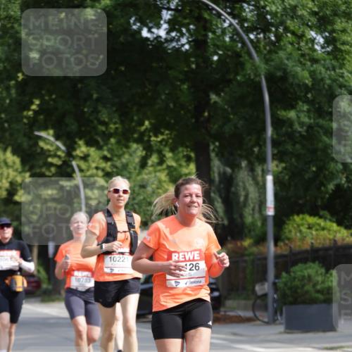 15.06.2025 - REWE Women's Run Jannik Wohlers http://msf.ph/oto/7956753 15.06.2025 08:52:08 Laufen 10733, 10221, 26 meine-sportfotos.de