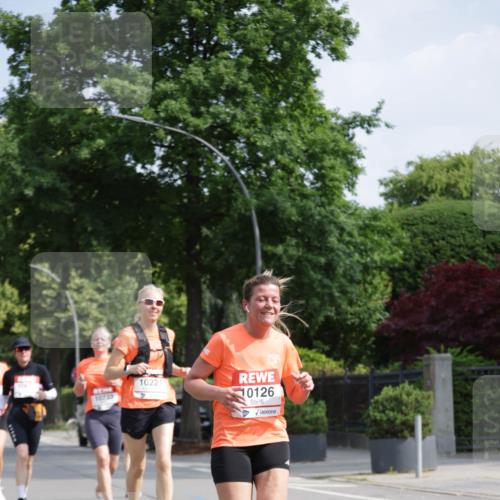 15.06.2025 - REWE Women's Run Jannik Wohlers http://msf.ph/oto/7956791 15.06.2025 08:52:08 Laufen 10221, 10733, 10126 meine-sportfotos.de