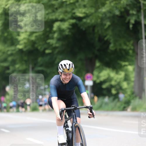 15.06.2025 - 7 Türme Triathlon Yannick Fuchs http://msf.ph/oto/7956792 15.06.2025 13:41:09 Radfahren 415, 572, 984 meine-sportfotos.de
