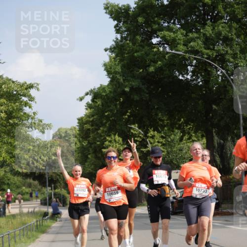 15.06.2025 - REWE Women's Run Jannik Wohlers http://msf.ph/oto/7956823 15.06.2025 08:52:10 Laufen 10282, 10659, 10733 meine-sportfotos.de