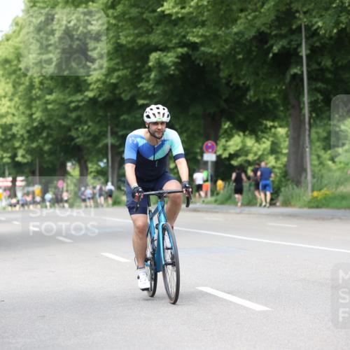 15.06.2025 - 7 Türme Triathlon Yannick Fuchs http://msf.ph/oto/7956831 15.06.2025 13:41:18 Radfahren 589 meine-sportfotos.de