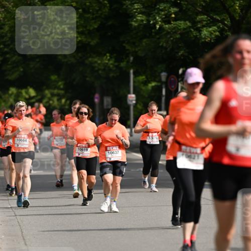15.06.2025 - REWE Women's Run Dr. Thomas Lammeyer http://msf.ph/oto/7956846 15.06.2025 09:47:05 Laufen 10664, 10619, 10637 meine-sportfotos.de