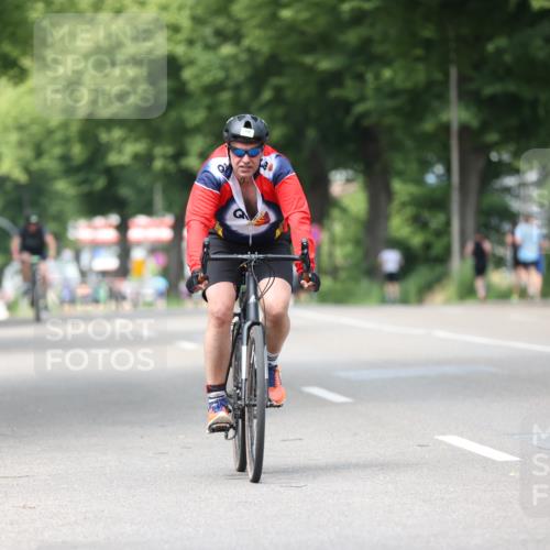 15.06.2025 - 7 Türme Triathlon Yannick Fuchs http://msf.ph/oto/7956856 15.06.2025 13:41:31 Radfahren 704, 1101 meine-sportfotos.de