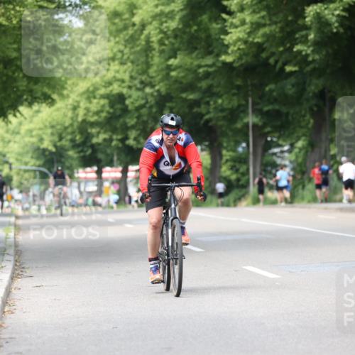 15.06.2025 - 7 Türme Triathlon Yannick Fuchs http://msf.ph/oto/7956860 15.06.2025 13:41:31 Radfahren 704, 1101 meine-sportfotos.de