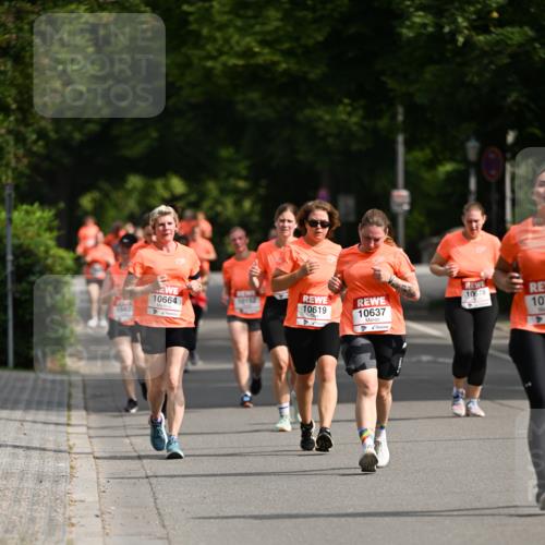15.06.2025 - REWE Women's Run Dr. Thomas Lammeyer http://msf.ph/oto/7956861 15.06.2025 09:47:06 Laufen 10664, 10619, 10637 meine-sportfotos.de