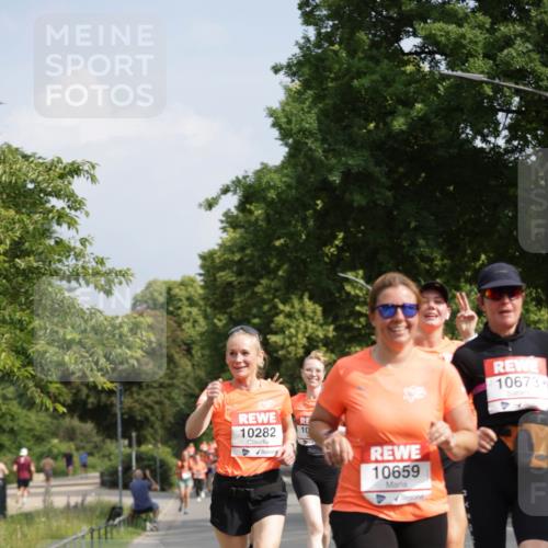 15.06.2025 - REWE Women's Run Jannik Wohlers http://msf.ph/oto/7956862 15.06.2025 08:52:11 Laufen 10282, 10, 10659, 10673 meine-sportfotos.de