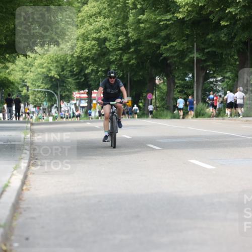 15.06.2025 - 7 Türme Triathlon Yannick Fuchs http://msf.ph/oto/7956877 15.06.2025 13:41:35 Radfahren 704, 1101 meine-sportfotos.de