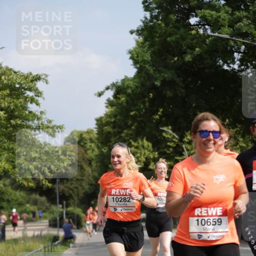 15.06.2025 - REWE Women's Run Jannik Wohlers http://msf.ph/oto/7956885 15.06.2025 08:52:11 Laufen 10282, 1066, 10659 meine-sportfotos.de