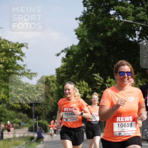 15.06.2025 - REWE Women's Run Jannik Wohlers http://msf.ph/oto/7956888 15.06.2025 08:52:11 Laufen 1028, 10668, 10659 meine-sportfotos.de